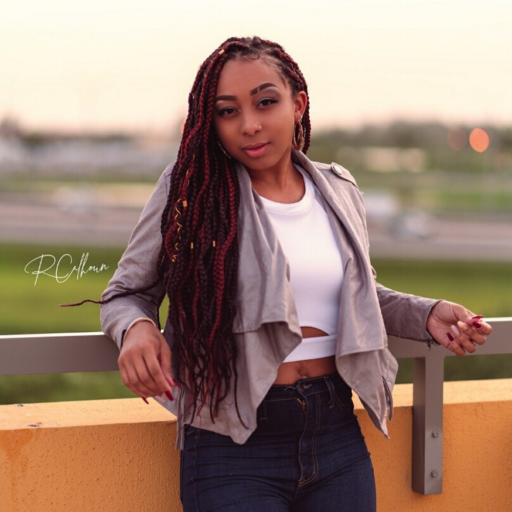 Meet your Posher, Ariel